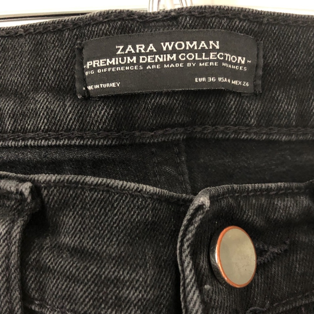 Trendy Zara Black Jeans